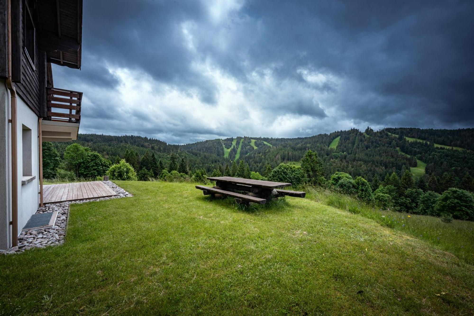 Dyna, Luxe, Calme Et Serenite Chalet